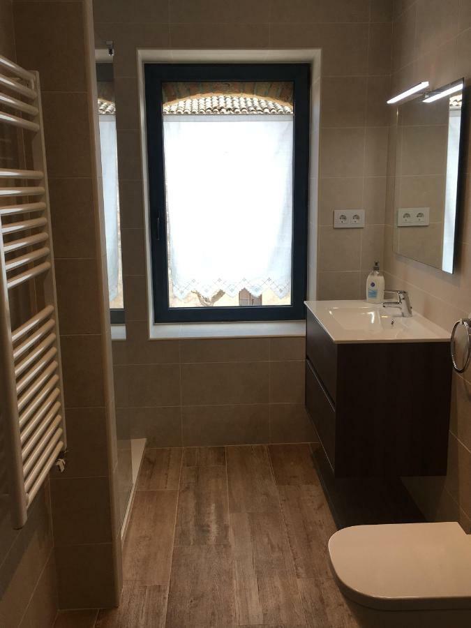 Apartament Torre De La Ferreria Tona Zewnętrze zdjęcie